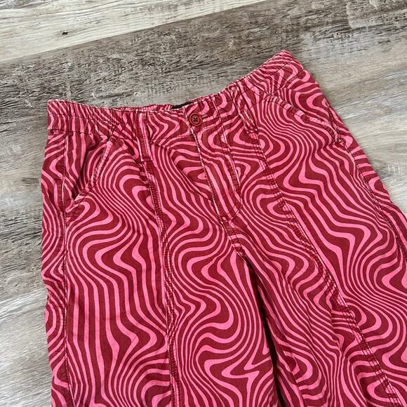 UO BDG Y2K Cargo Pants Red Pink Swirl Print Low Rise Wide Leg S - Picture 6 of 11